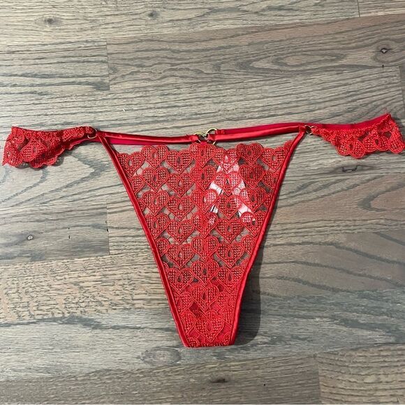 Victorias Secret Dream Angels Sweet heart Lace V string panty lipstick XLarge - Picture 7 of 8